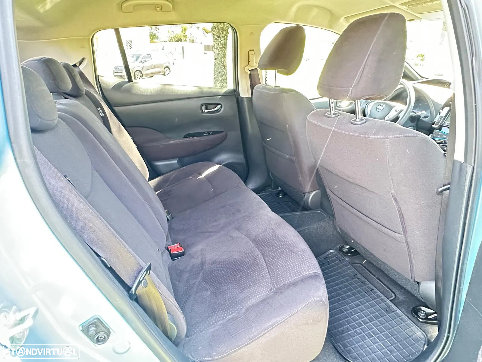Nissan Leaf - 17