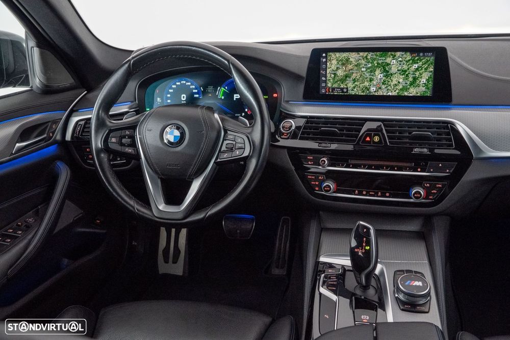 BMW 520 d Pack M Auto - 28