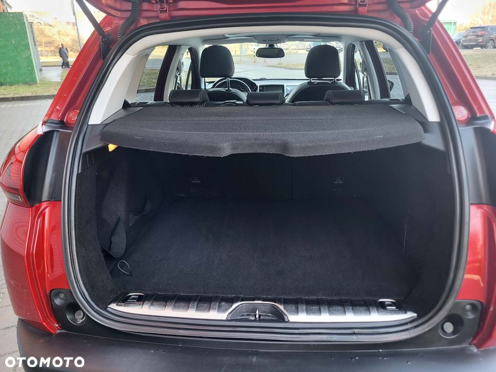 Peugeot 2008 BlueHDi 100 STOP & START Allure - 12