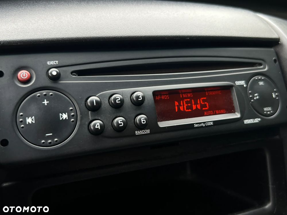 Renault TRAFIC - 21