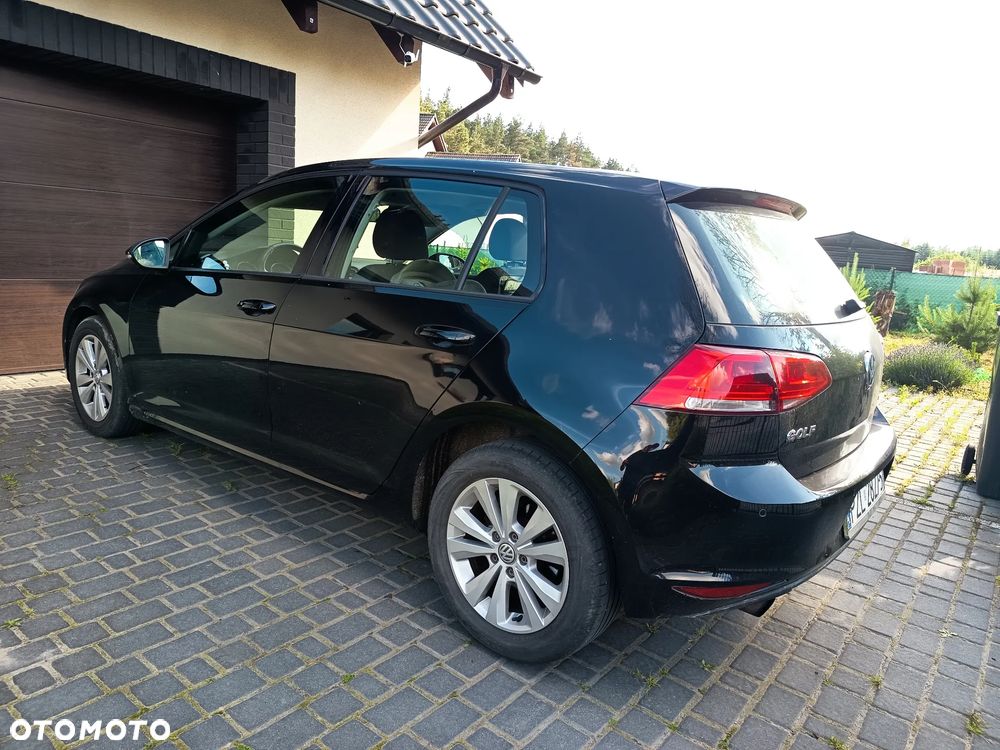 Volkswagen Golf 1.6 TDI Comfortline - 4