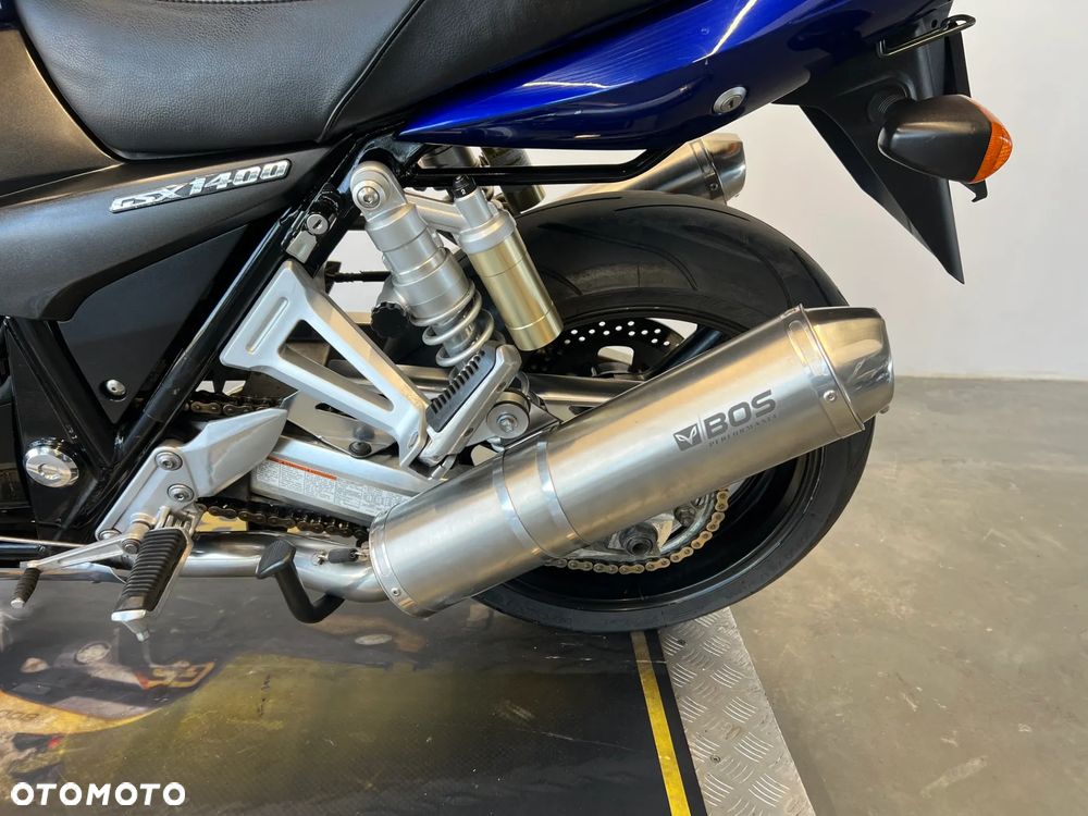 Suzuki GSX - 15