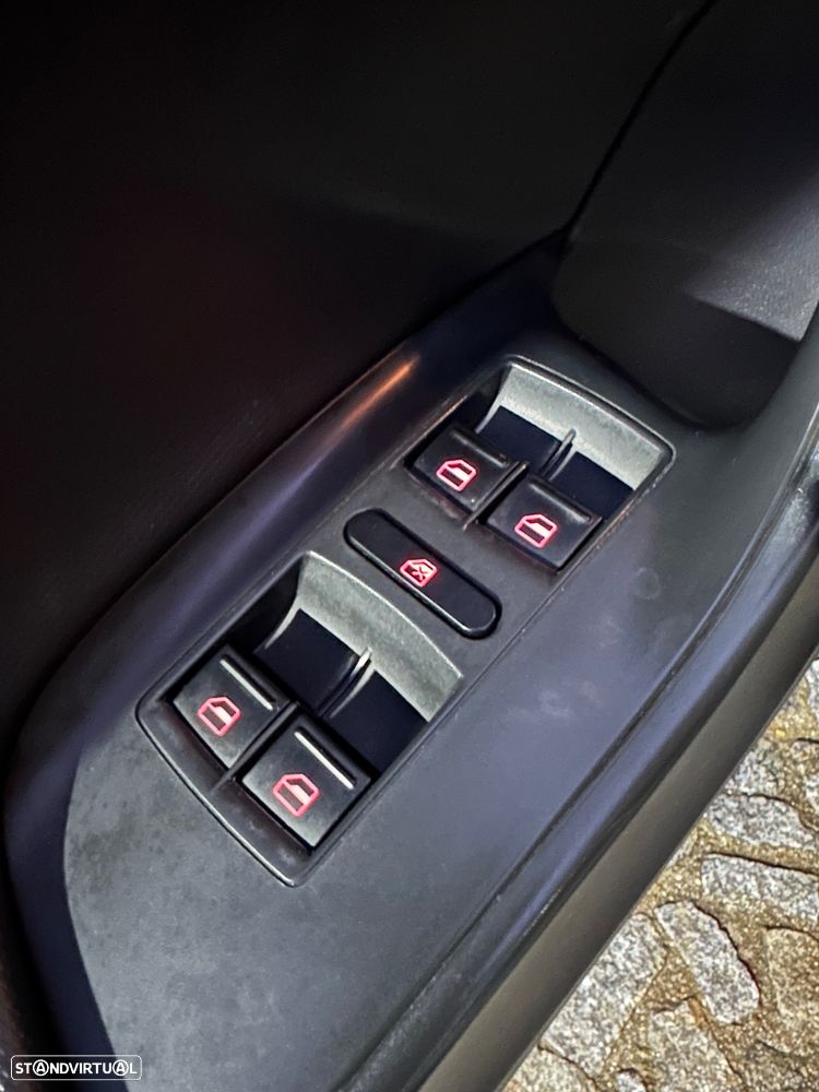 SEAT Ibiza 1.2 12V Style Salsa - 12