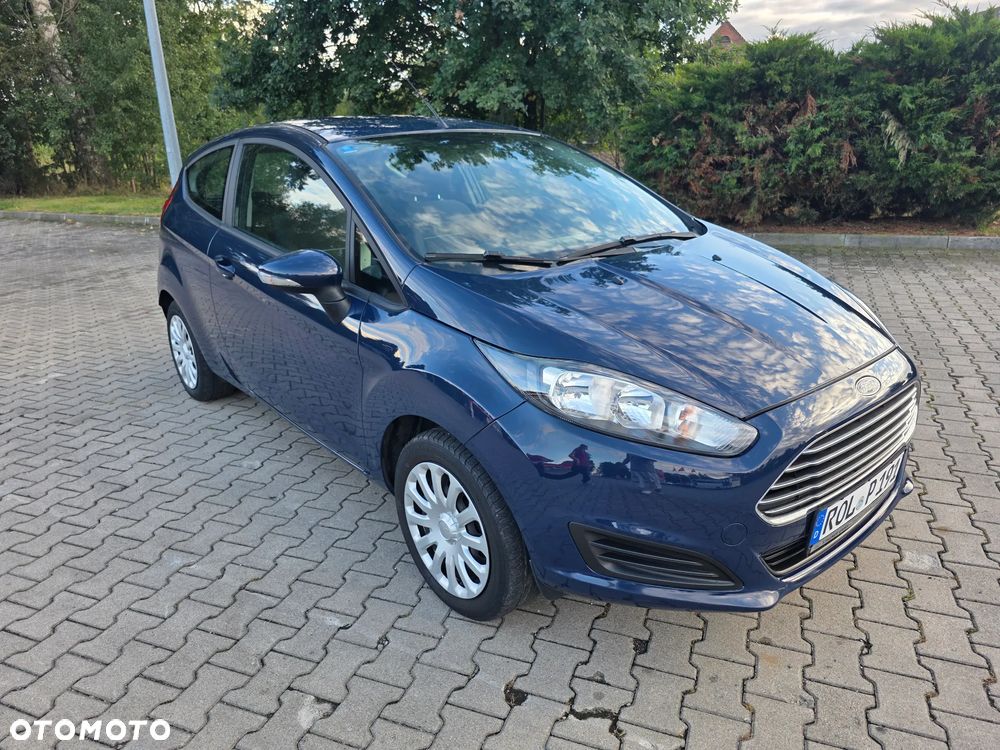 Ford Fiesta 2014 photo 2