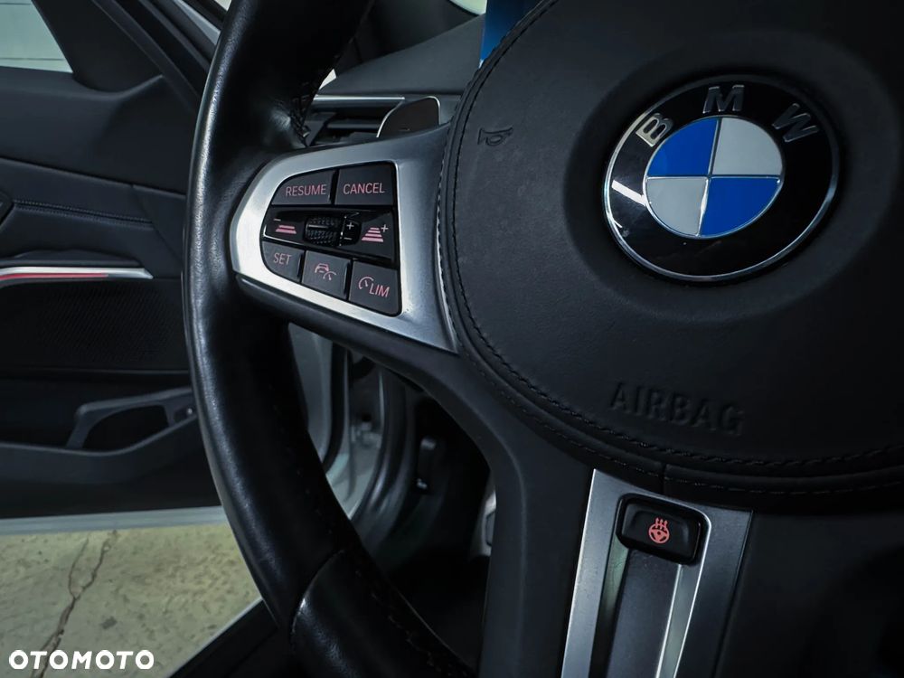 BMW Seria 3 320d Touring xDrive M Sport - 35