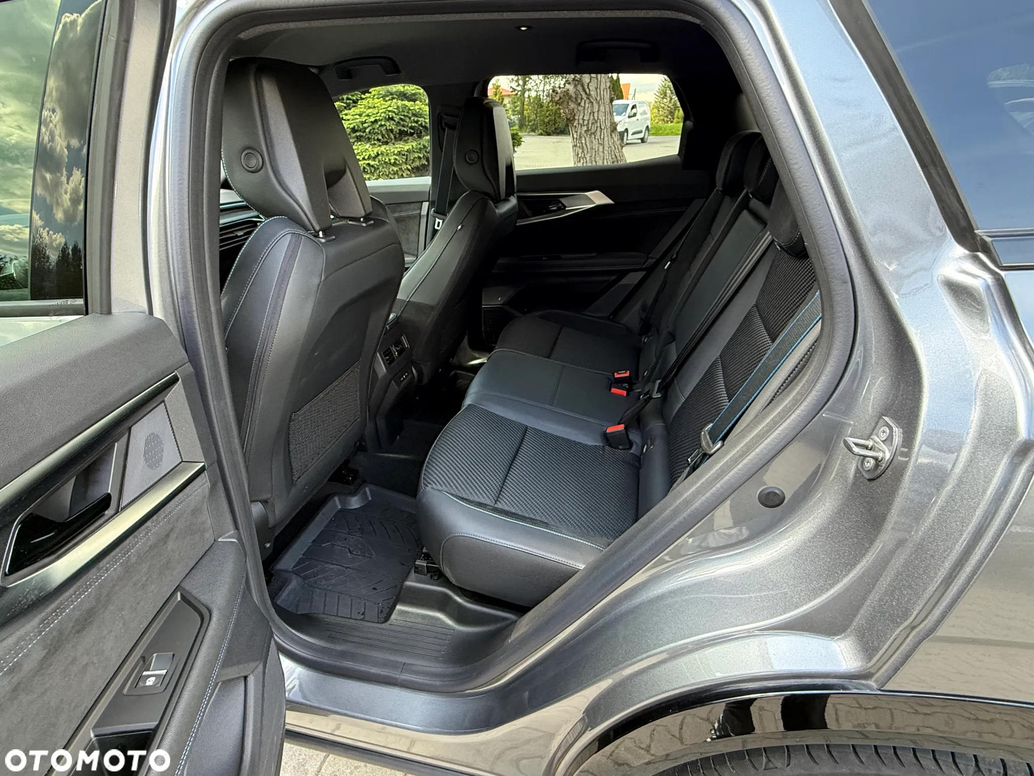 Renault Austral 1.3 TCe mHEV Iconic esprit Alpine - 9