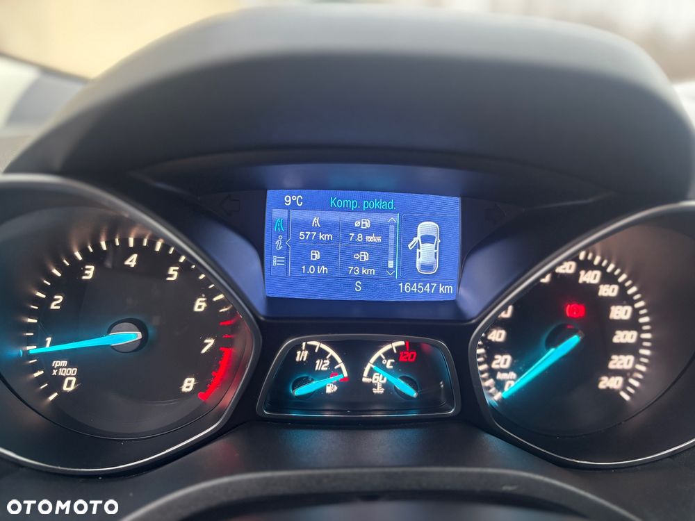 Ford Kuga 1.6 EcoBoost 2x4 Titanium - 22