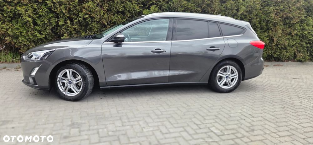 Ford Focus 1.0 EcoBoost STart-Stopp-System TITANIUM - 8