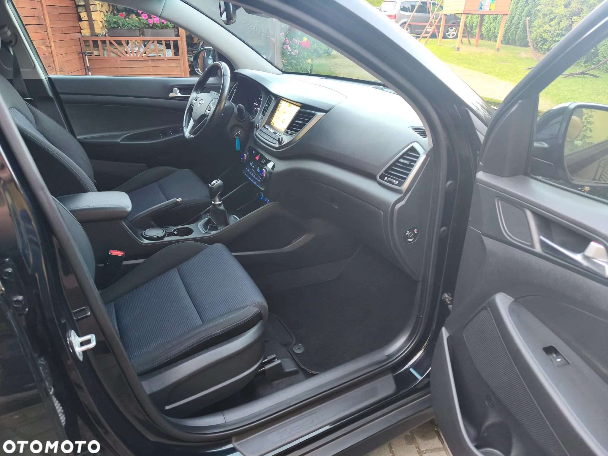 Hyundai Tucson blue 1.7 CRDi 2WD Style - 22