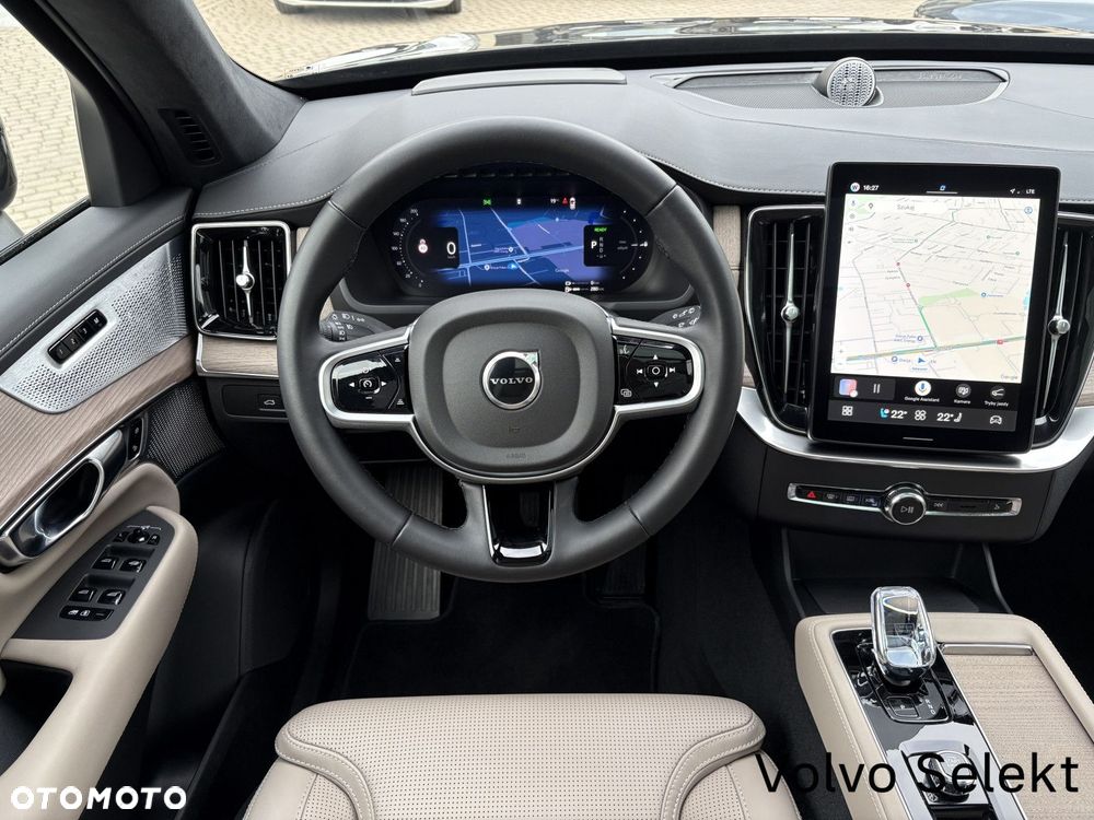Volvo XC 90 - 25