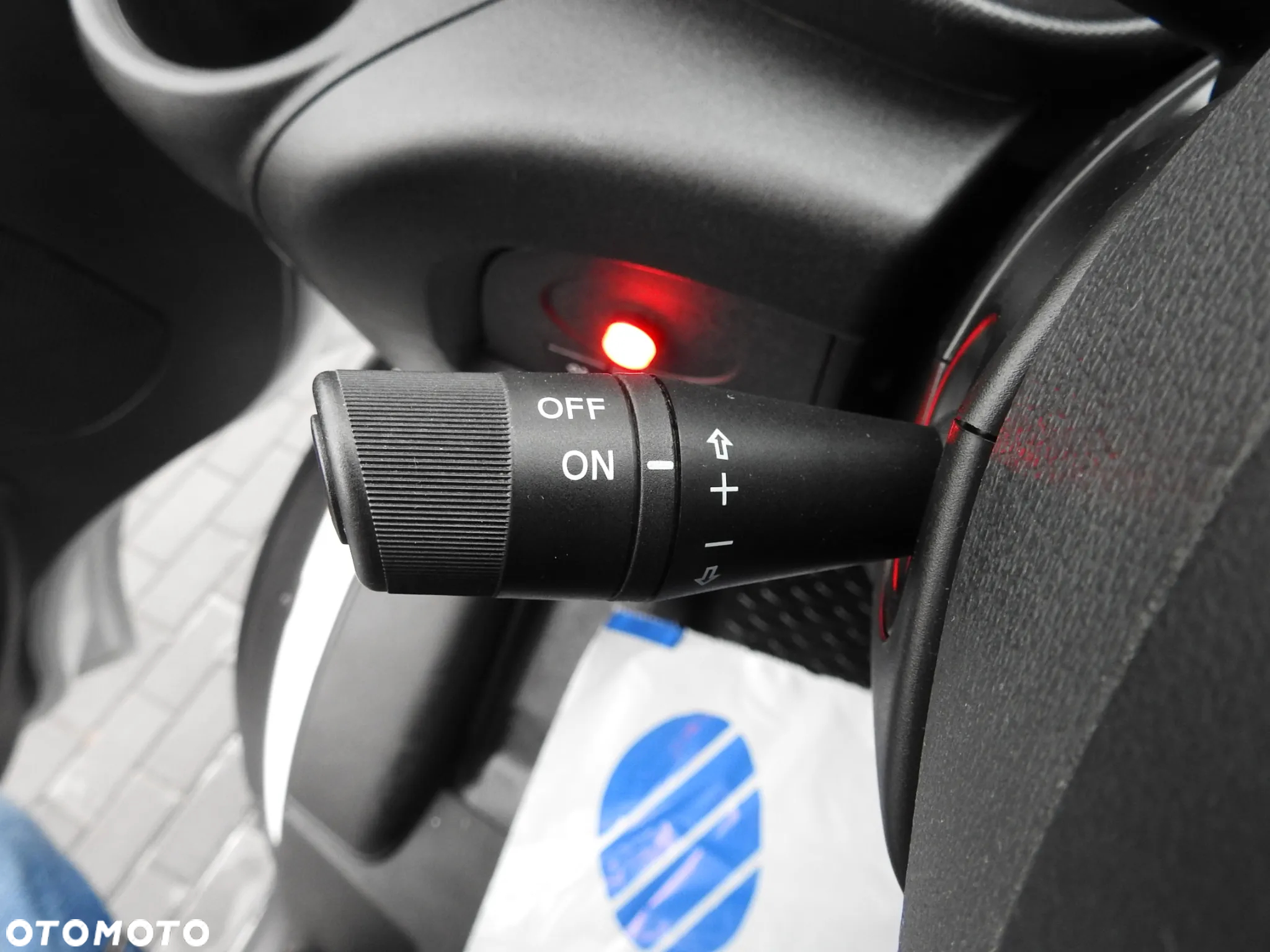 Iveco DAILY 70C17 CHŁODNIA 0*C WINDA 9 PALET ZASILANIE 230V TEMPOMAT KLIMATYZACJA PNEUMATYKA AUTOMAT HI-MATIC BLIŹNIACZE KOŁA 170KM [ 105235 ] - 37