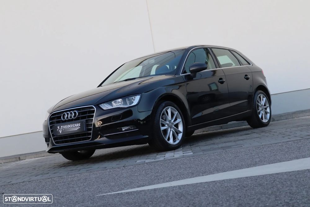 Audi A3 Sportback 1.6 TDI Advance S tronic - 11