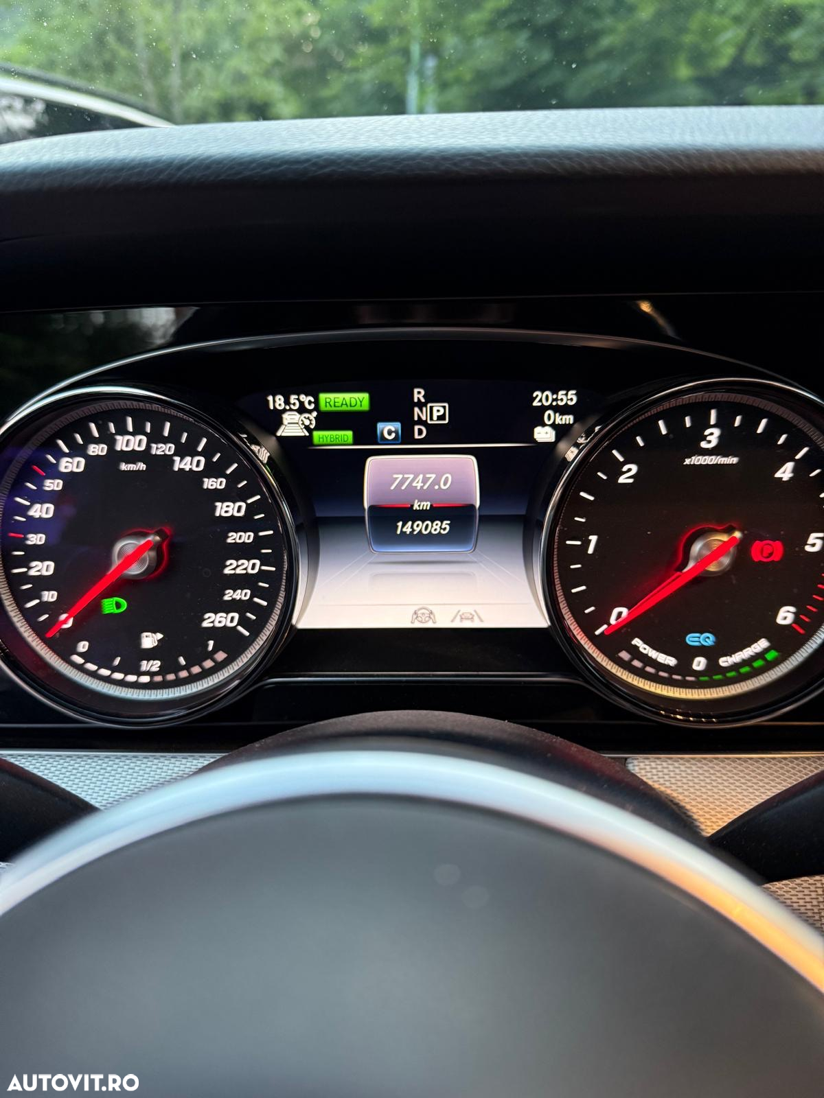 Mercedes-Benz E 300 de 4Matic T 9G-TRONIC Avantgarde - 9