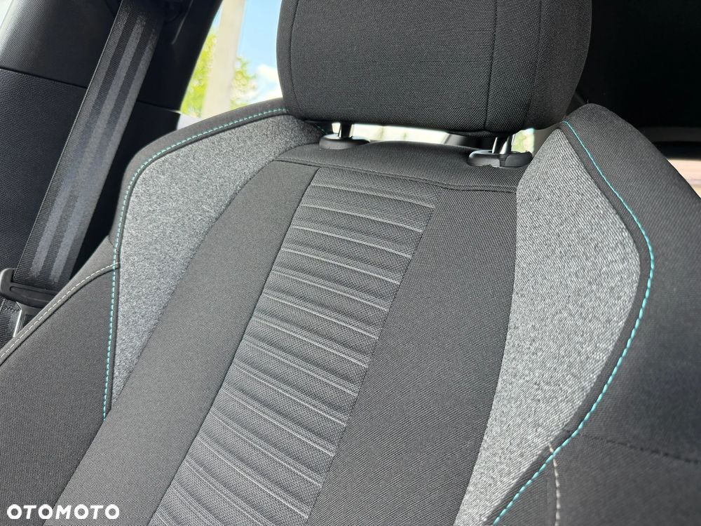 Peugeot 3008 1.6 PureTech Hybrid PHEV Active Pack S&S EAT8 - 9