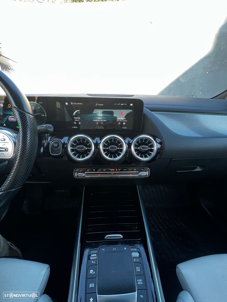 Mercedes-Benz EQA - 33