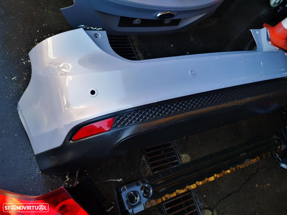 FORD FOCUS III TRASEIRA COMPLETA - TC024 - 9