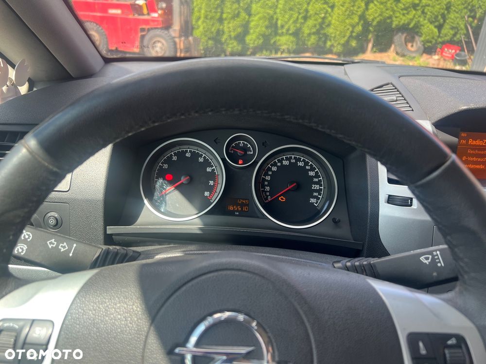 Opel Zafira - 10