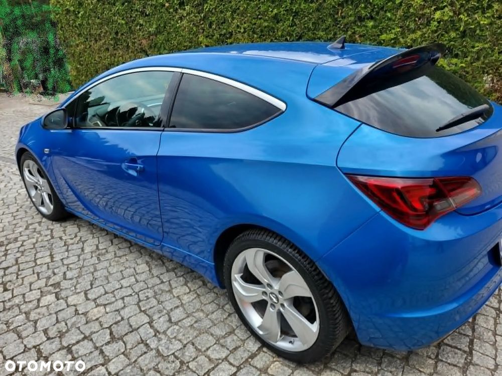 Opel Astra OPC - 4