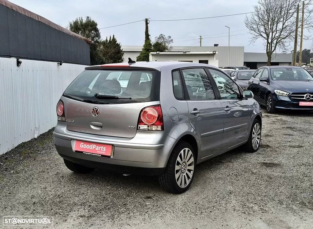 Volkswagen Polo 1.4 TDi Trendline — fotografia 8
