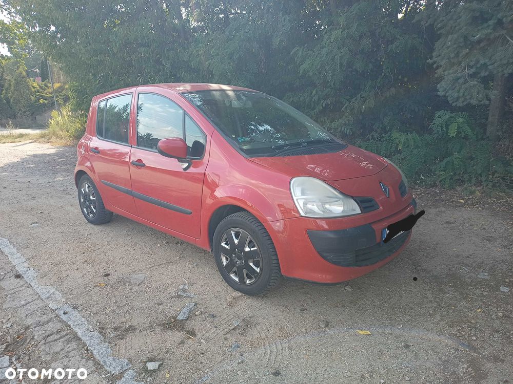 Renault Modus - 1