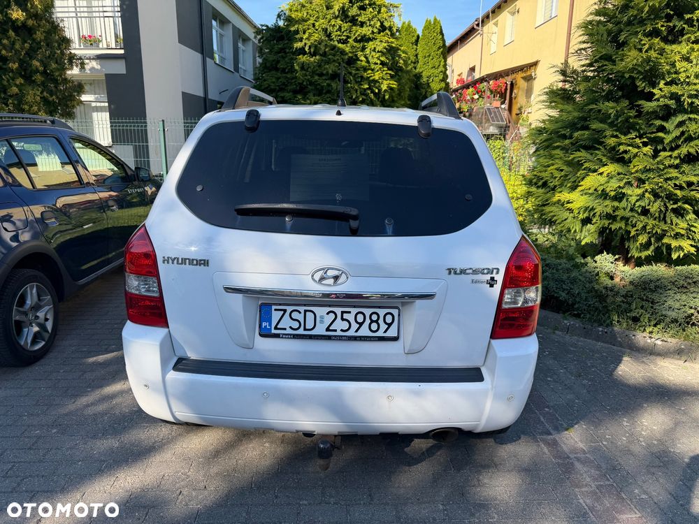 Hyundai Tucson 2.0 Comfort 2WD - 3