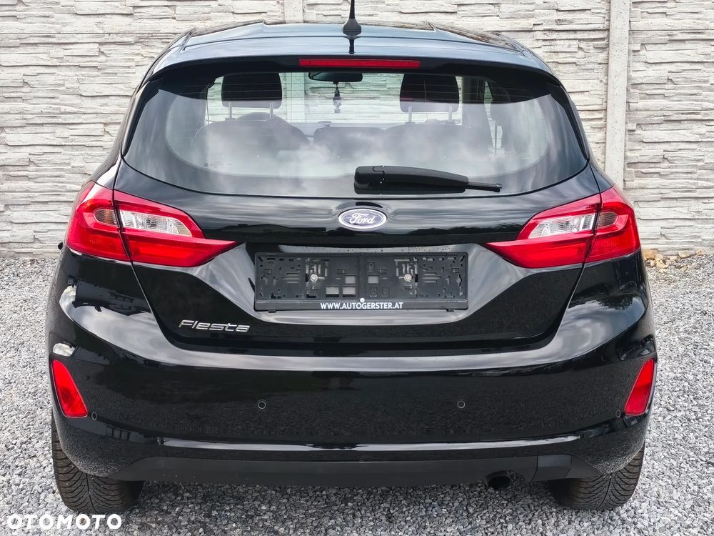 Ford Fiesta 1.1 S&S COOL&CONNECT - 18
