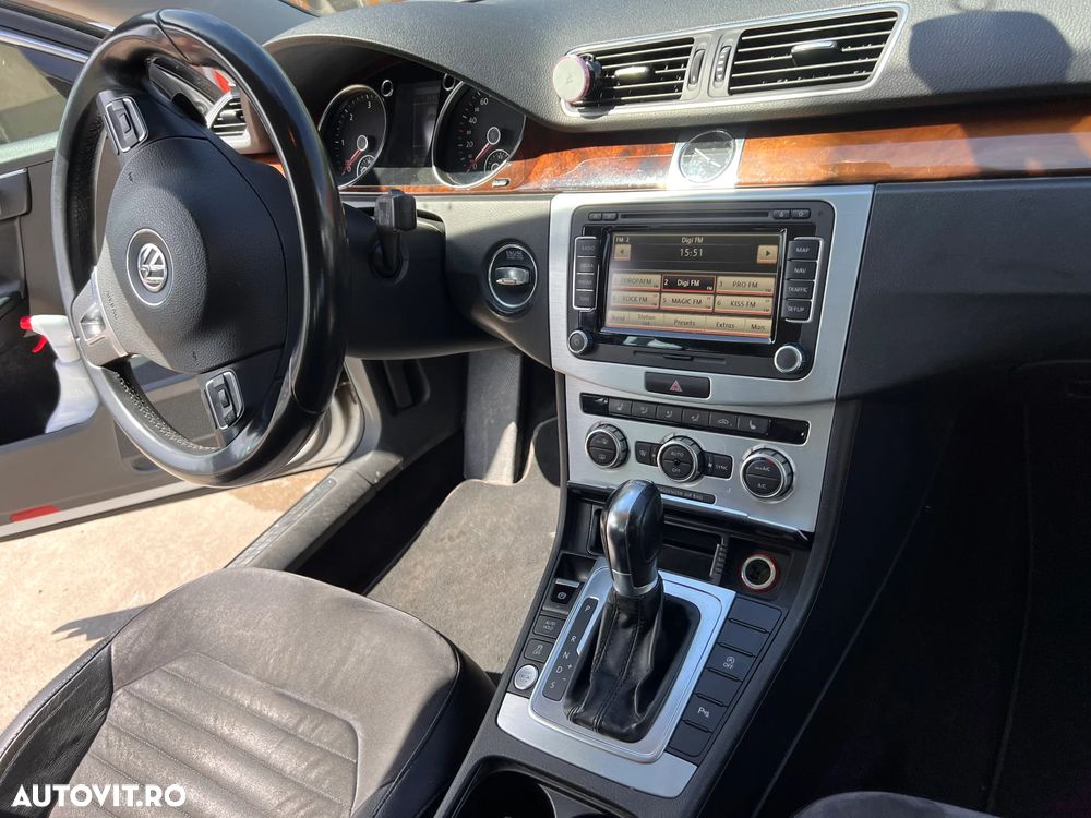 Volkswagen Passat 2.0 TDI BlueMotion Technology Highline DSG - 9