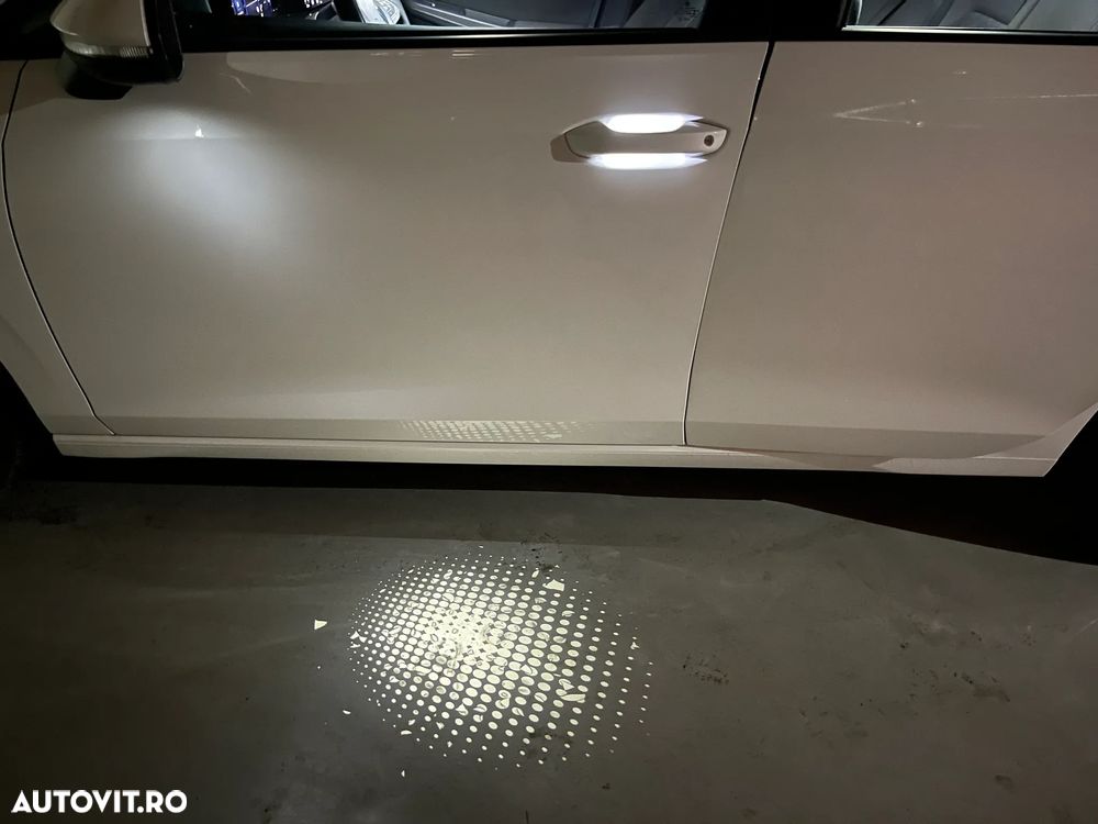 Volkswagen Golf 1.5 eTSI ACT DSG MHEV Life - 27