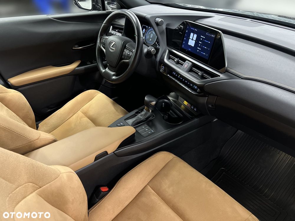 Lexus UX 250h GPF Business 2WD - 9