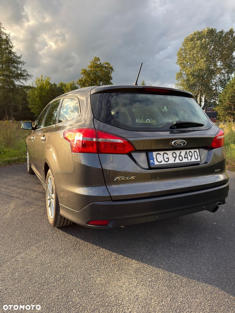 Ford Focus 1.5 EcoBoost Active - 3