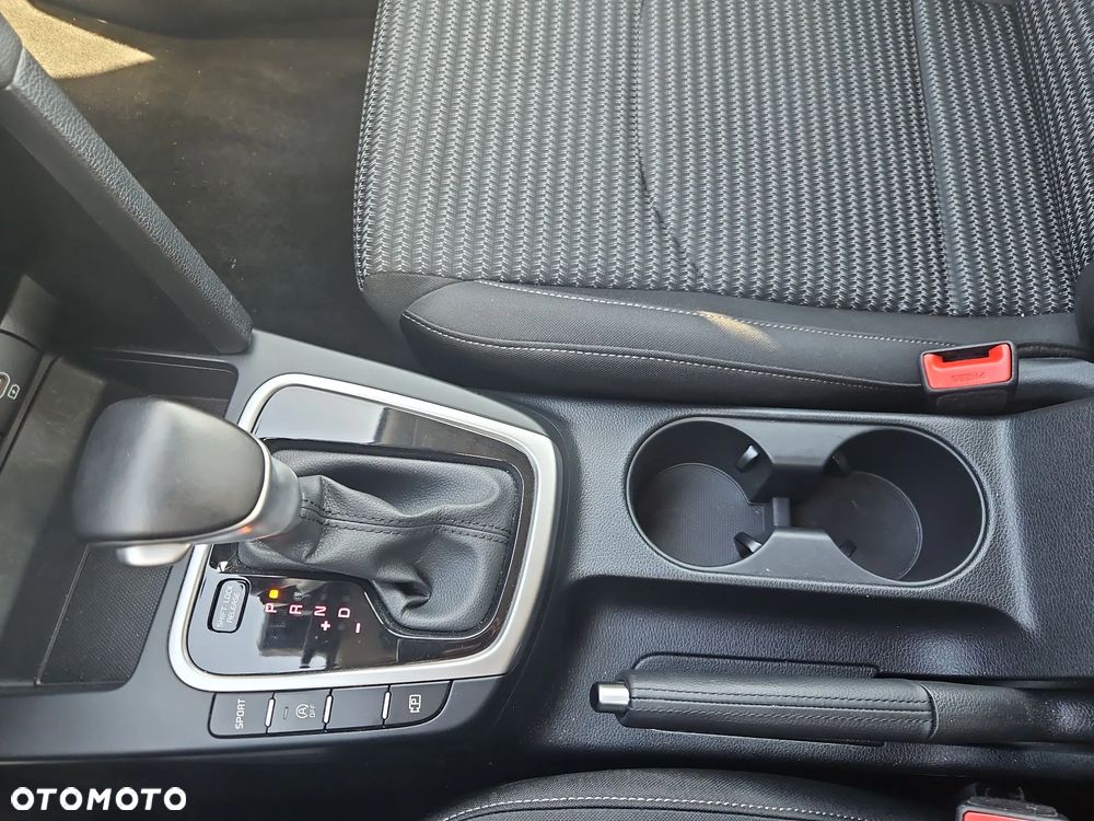 Kia Ceed 1.5 T-GDI M DCT - 12