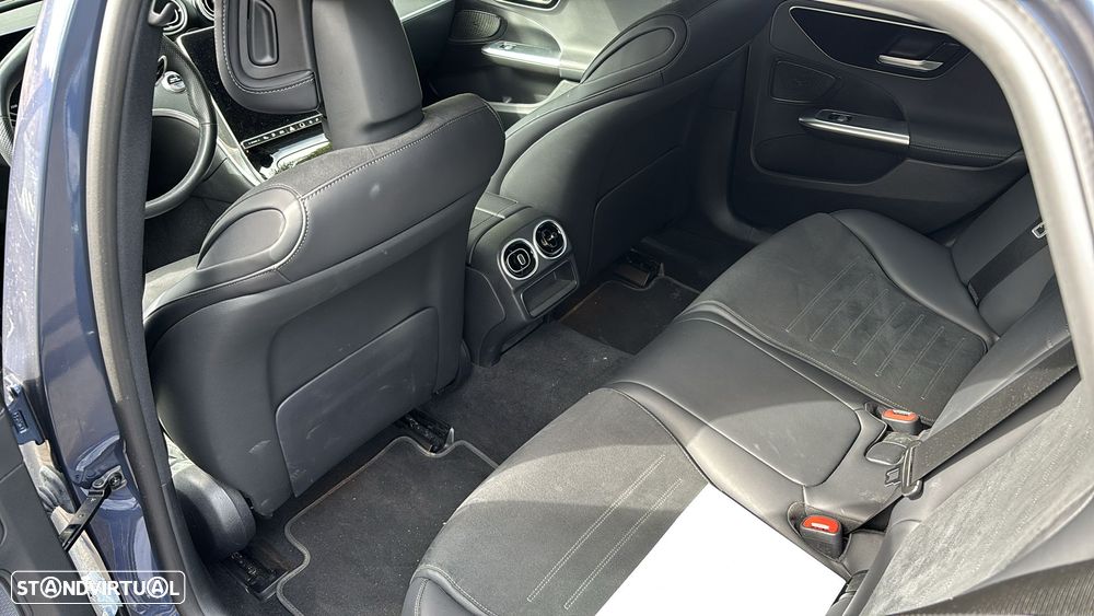 Mercedes-Benz C 300 de AMG Line - 3