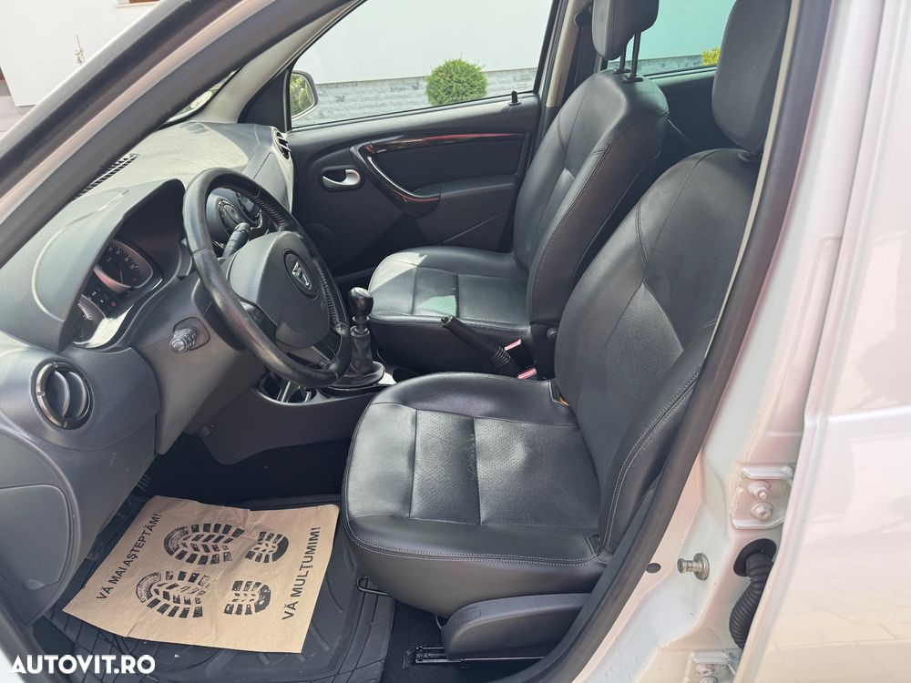 Dacia Duster 1.5 dCi 4x2 Laureate - 16