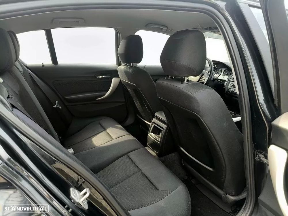 BMW 116 d EfficientDynamics Edition - 23