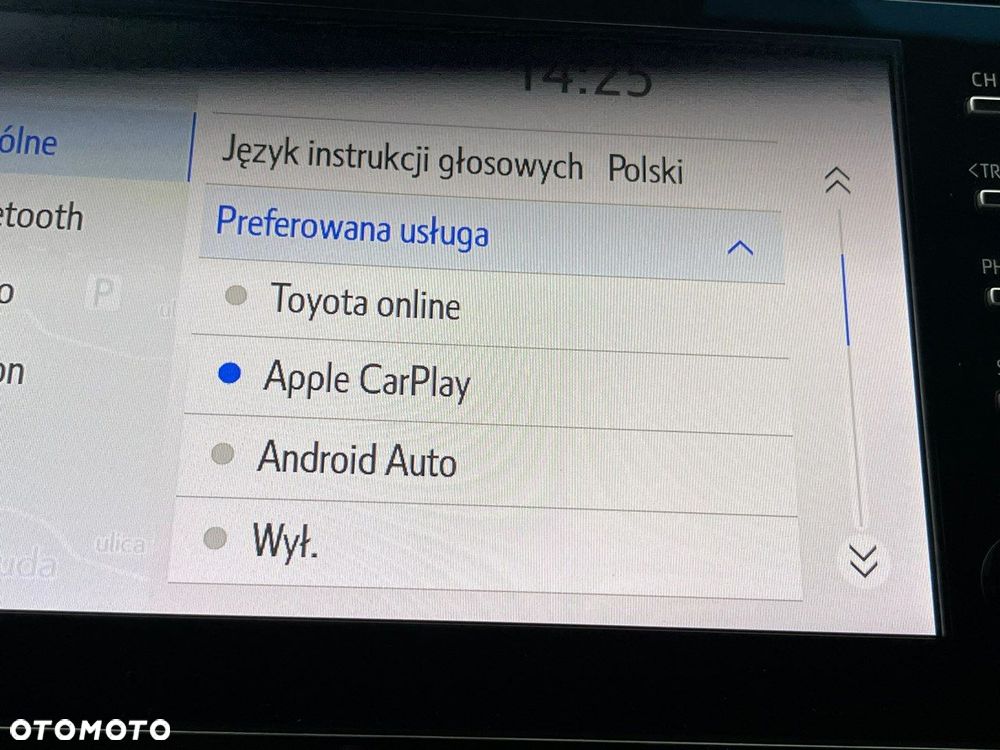 Toyota Camry - 36
