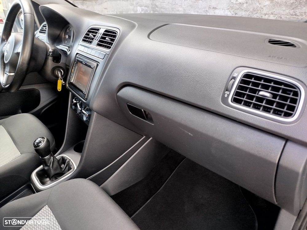 VW Polo 1.2 TDi BlueMotion - 21