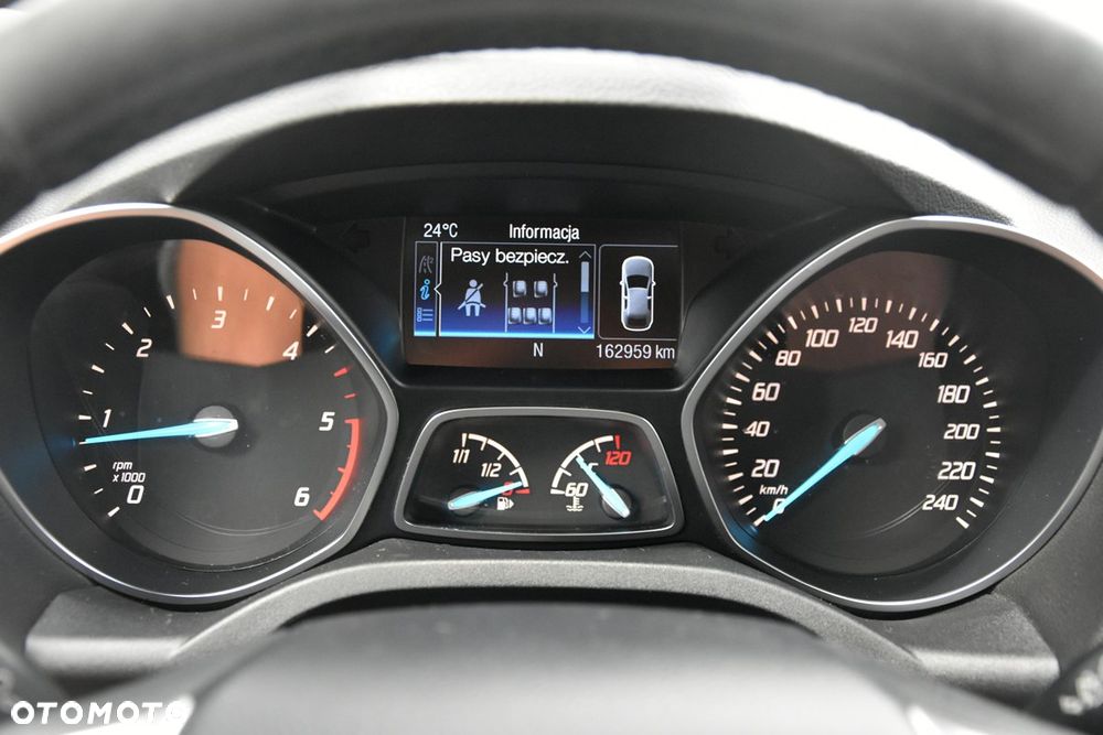 Ford Kuga 2.0 TDCi 4x2 Titanium - 33