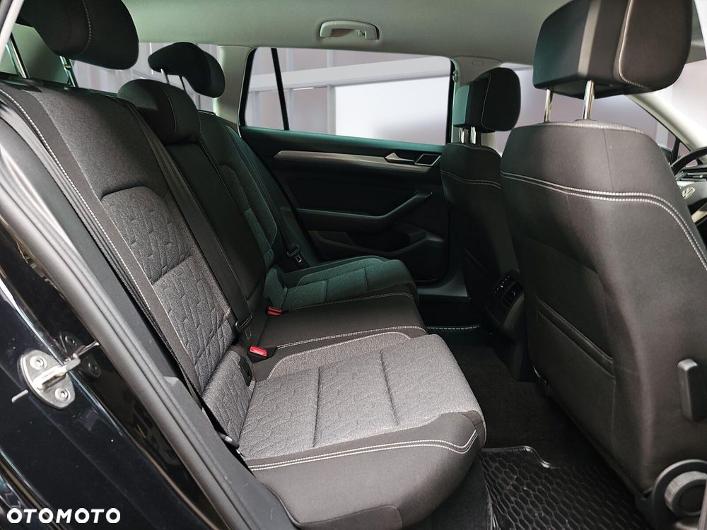 Volkswagen Passat 2022