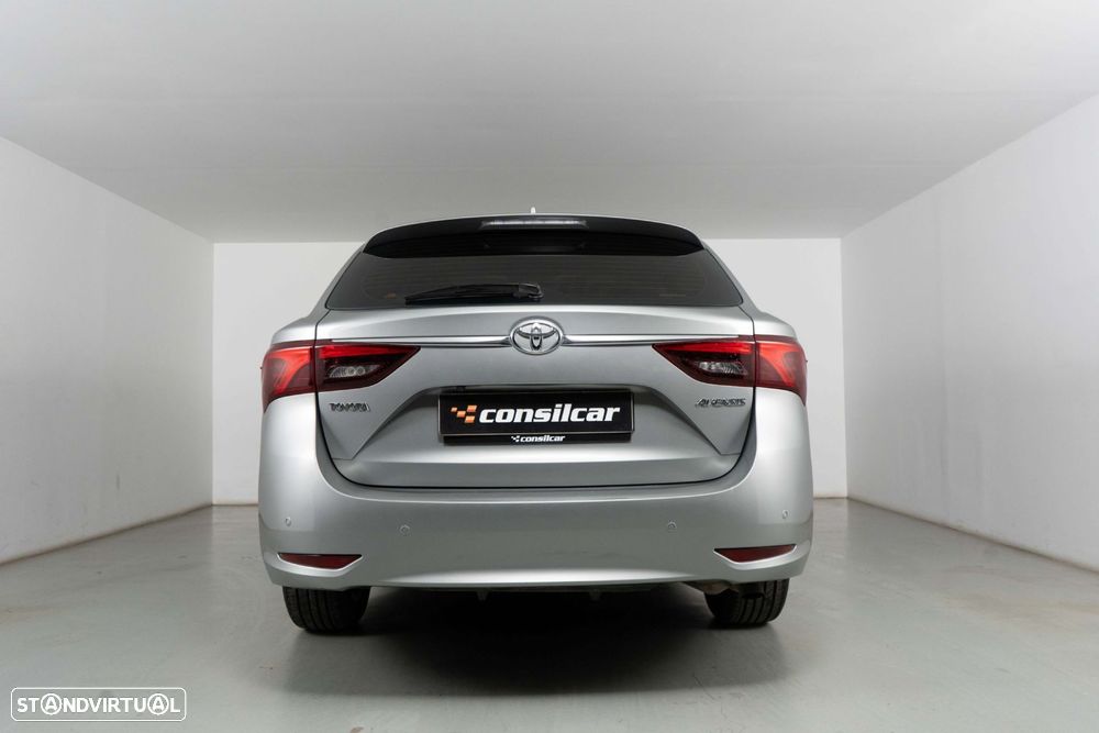 Toyota Avensis Touring Sports 1.6 D-4D Luxury+GPS - 4