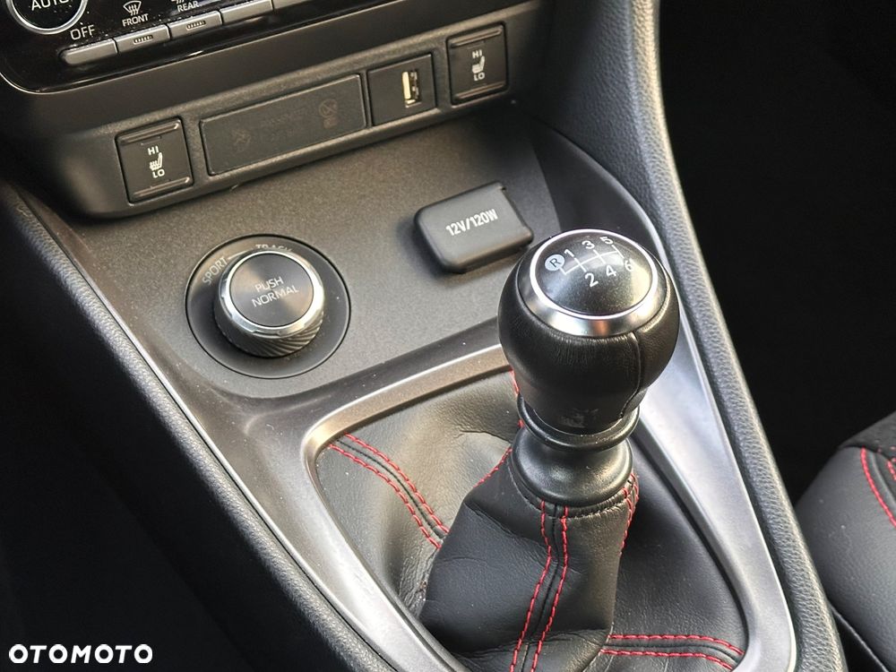 Toyota GR Yaris 1.6 Dynamic - 31