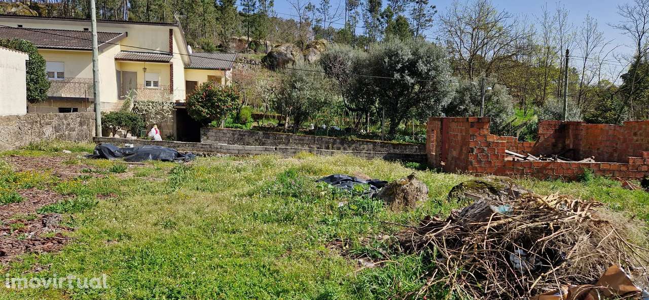 Terreno urbano para construção de moradia isolada - Grande imagem: 3/7