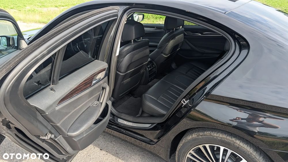 BMW Seria 5 540d xDrive Sport Line sport - 5