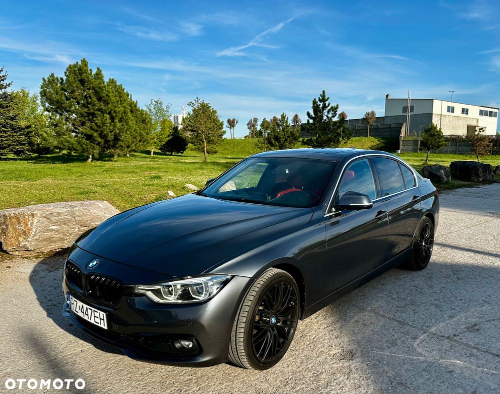 BMW Seria 3 330i xDrive Sport Line - 39