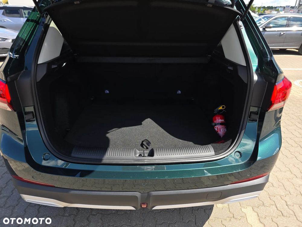 MG ZS Hybrid+ - 17