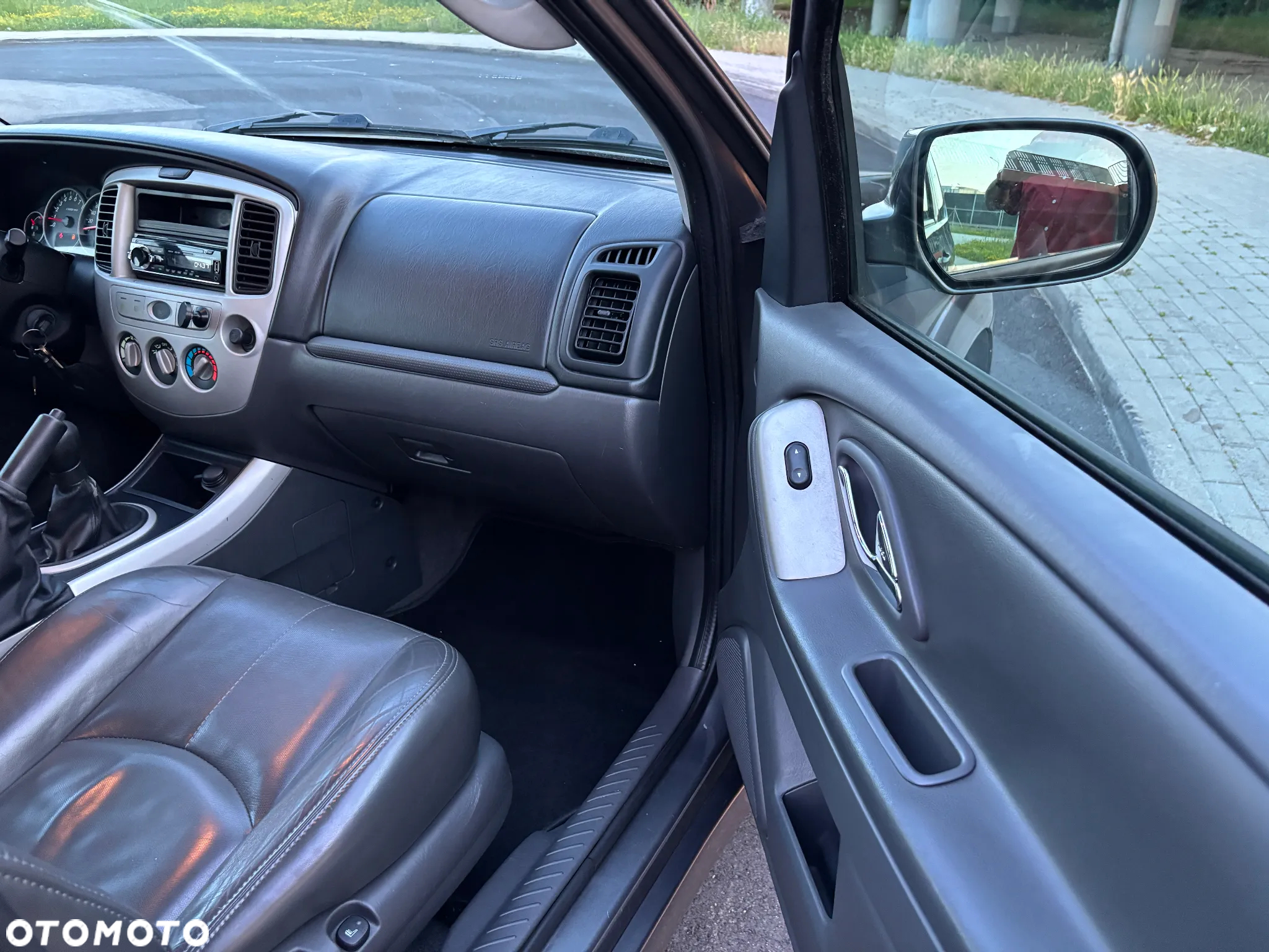Mazda Tribute 2.3 Comfort - 17