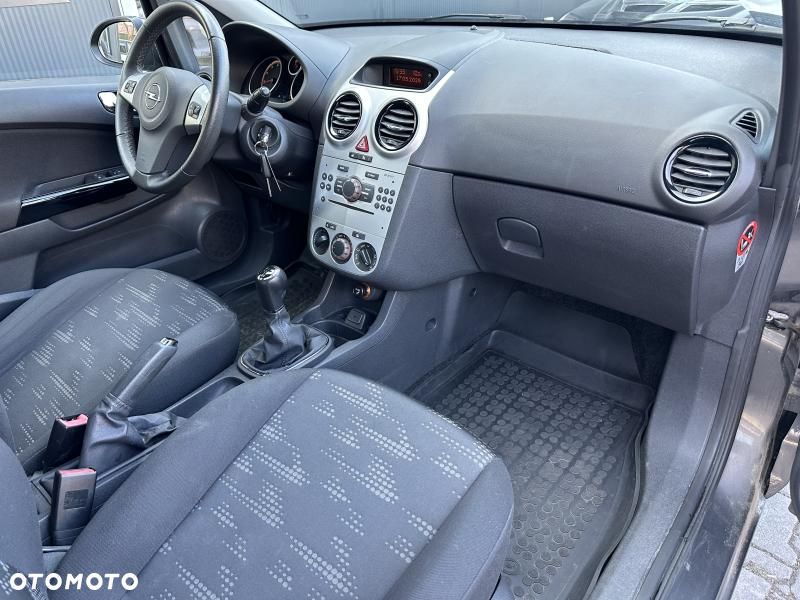 Opel Corsa 1.2 16V Enjoy - 10