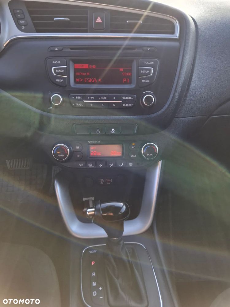 Kia Ceed 1.6 CRDi M DCT - 13