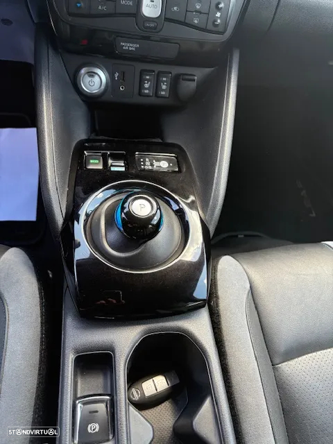 Nissan Leaf Tekna Two Tone+ProPilot Park - 11