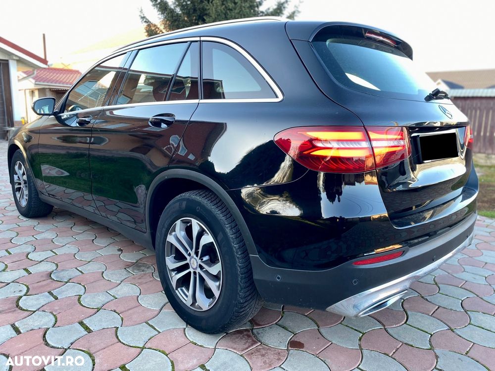 Mercedes-Benz GLC 220 d 4Matic 9G-TRONIC - 3