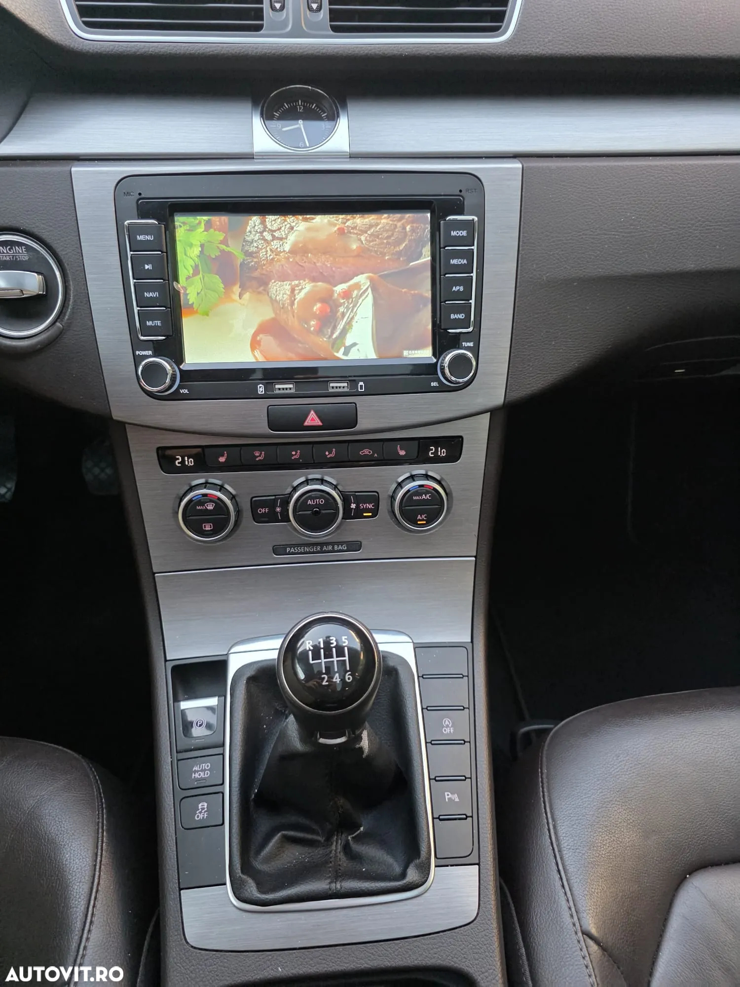 Volkswagen Passat Variant 1.6 TDI BlueMotion Technology Highline - 8